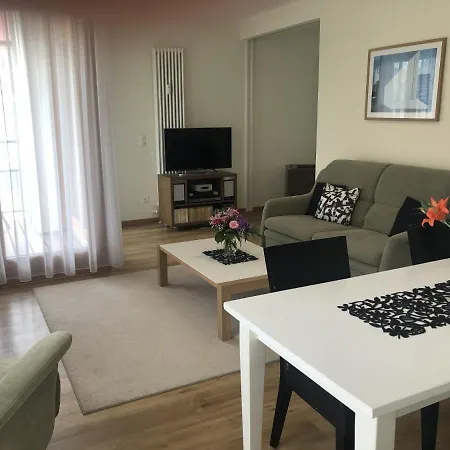 Kaiservillen - Mit 1 Schlafzimmer Und Balkon D221 *