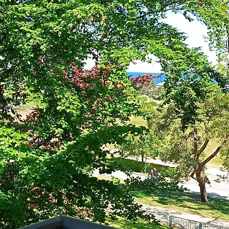 Appartement Kaiservillen - Mit 1 Schlafzimmer Und Balkon D221 *