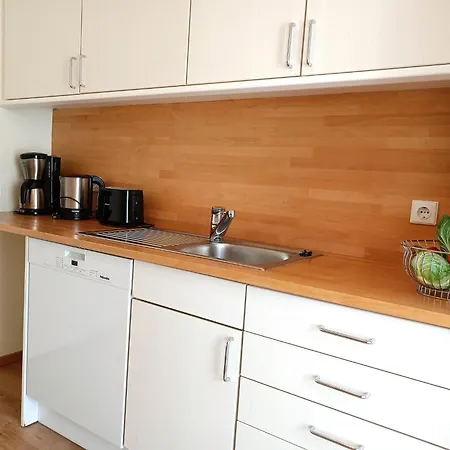 Kaiservillen - Mit 1 Schlafzimmer Und Balkon D221 *